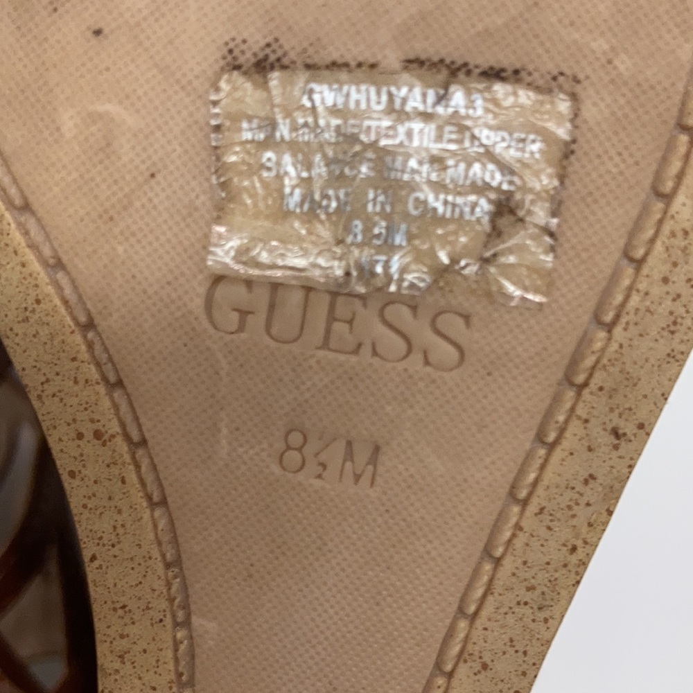 GUESS SANDALS - Picture 10 of 15